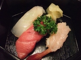 寿司3貫盛り。
