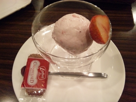 あまおうのアイスクリーム♪.JPG